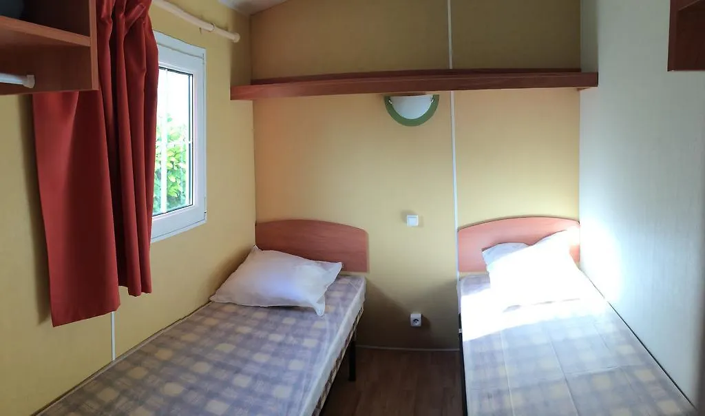 Hôtel Camping Manon à Orange