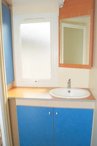 **  Hôtel Camping Manon à Orange  France
