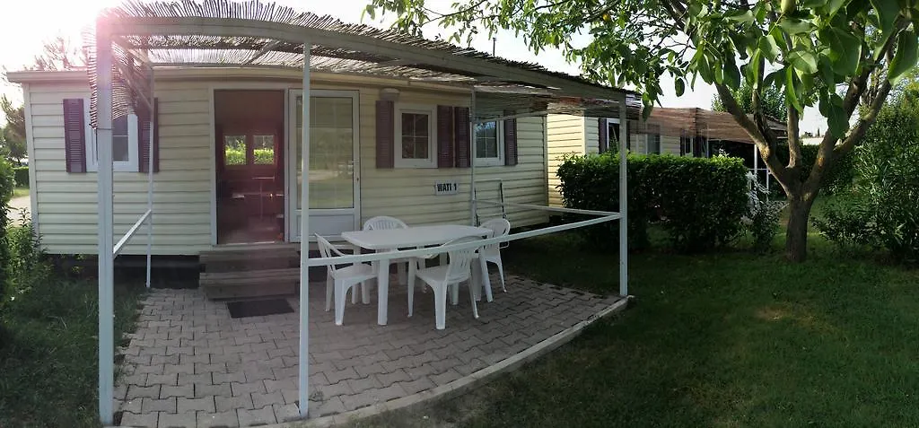 Hôtel Camping Manon à Orange  2*, Orange (Vaucluse) France